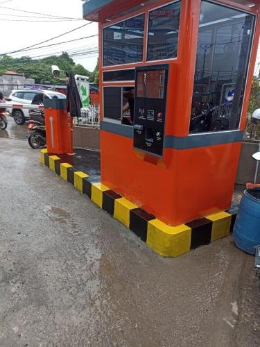 Instalasi Parkir Project 2 - Pulau Parkir Stainless Gate Barrier
